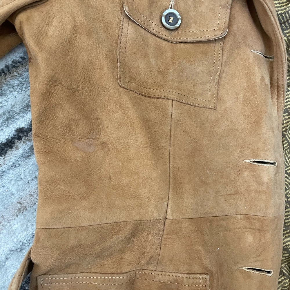 Gorgeous vintage leather lined belted jacket - Picture 4 of 13